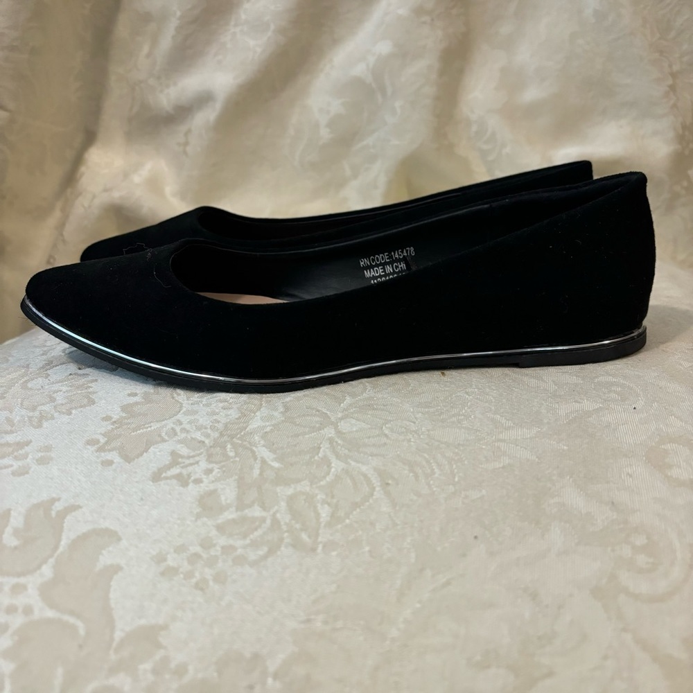 ❤️2/$15 or 3/$21❤️NWOT Primark Black Faux Suede Flats, Size 6W - Picture 4 of 9